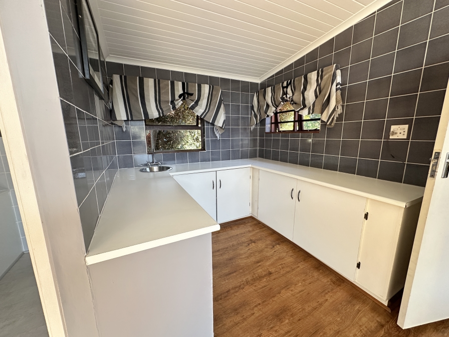 4 Bedroom Property for Sale in Sedgefield Central Western Cape